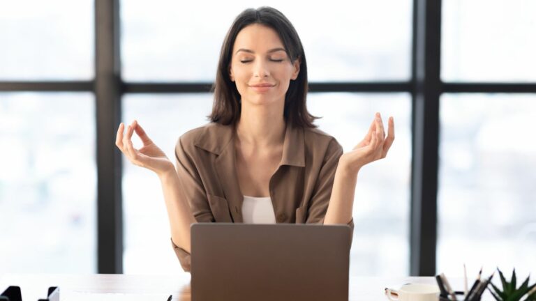 Managing Stress as an Executive Assistant: Strategies to Avoid Burnout