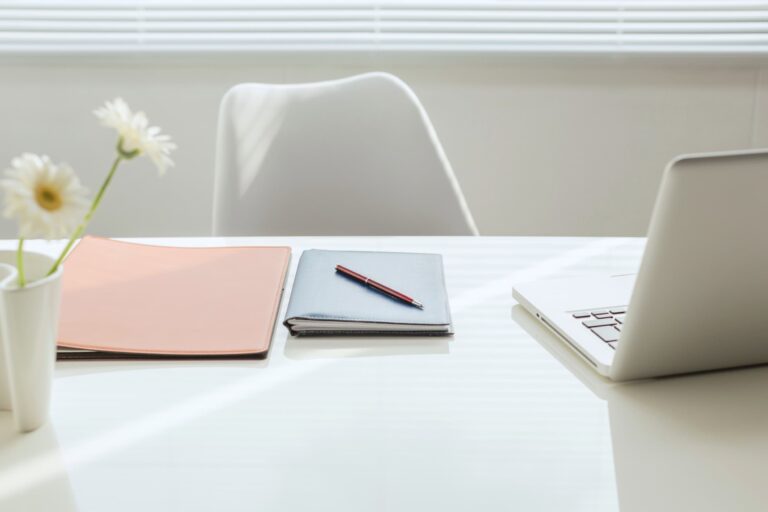 Executive assistant placements designed to connect you with the right match for long-term success—for you, your assistant, and your business.